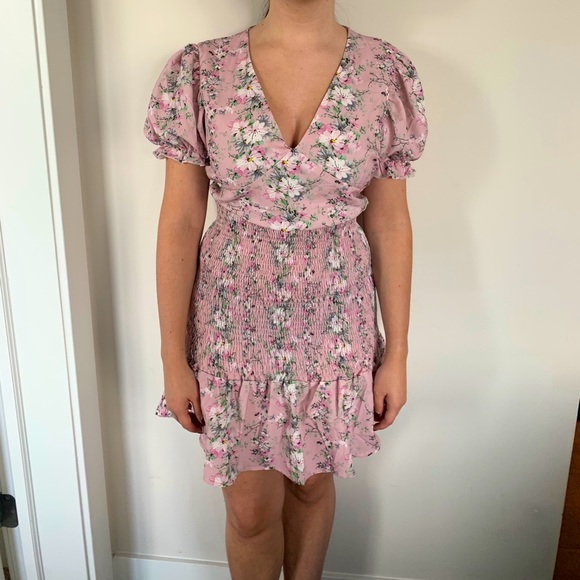 Women’s Floral Puff Shoulder Mini Dress - Picture 3 of 3